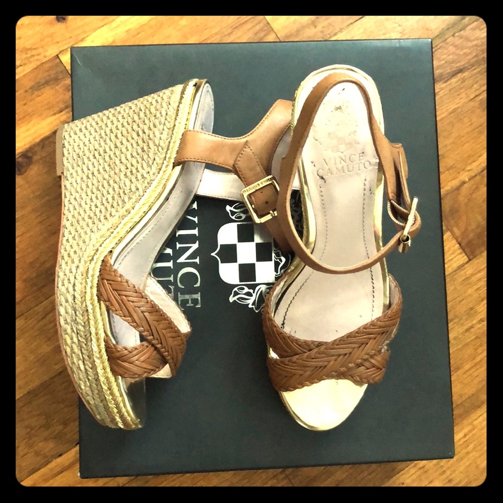 Vince Camuto Tadeta wedges